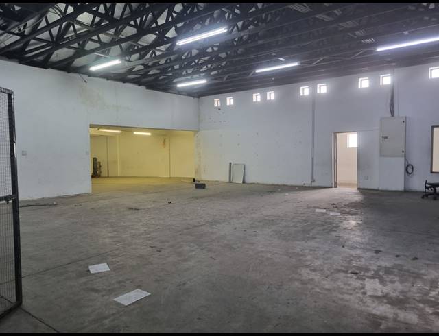 818M² RETAIL TO LET IN NELSPRUIT EXT 29